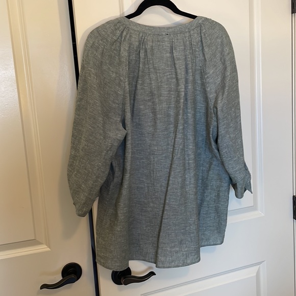 Jones New York blue, 3/4 sleeve, popover tunic. Size L - Picture 5 of 5